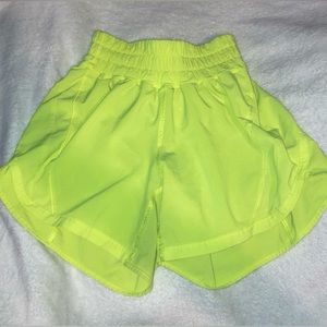 Lululemon Track That Short 5" lined